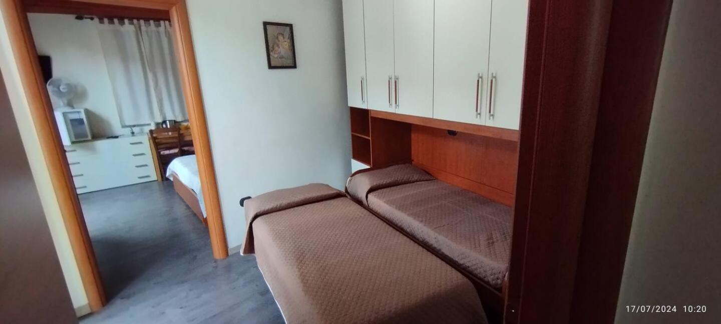 Casa Mango Apartment สเตรซา ภายนอก รูปภาพ